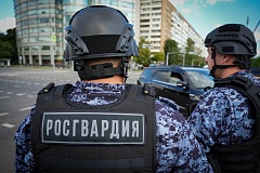   Московские росгвардейцы задержали мужчину,  подозреваемого в незаконном обороте наркотиков.                     